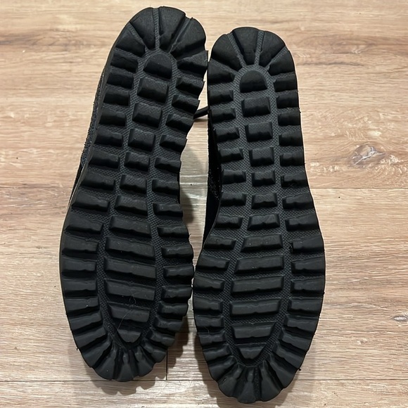 ALL BLACK Flatform Tread Glitter Shootie Women's Boot Size -  39/8.5 - Picture 8 of 10